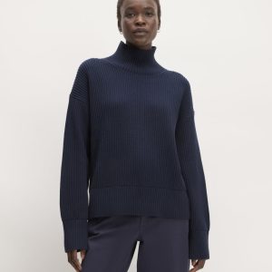 The Organic Cotton Ribbed Turtleneck | Navy