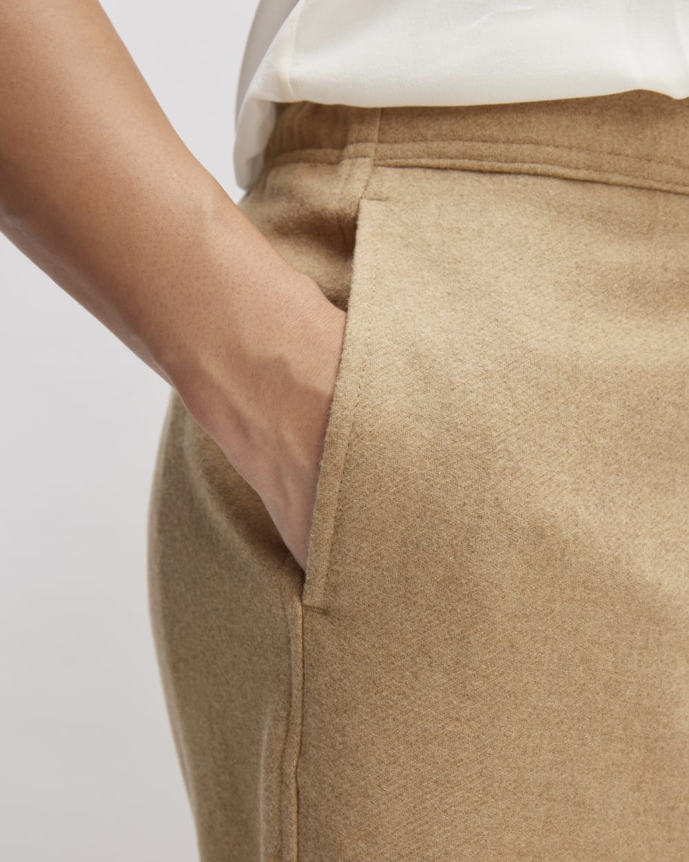 The Wool Flannel Pull-On Pant | Tiger's Eye - Image 4