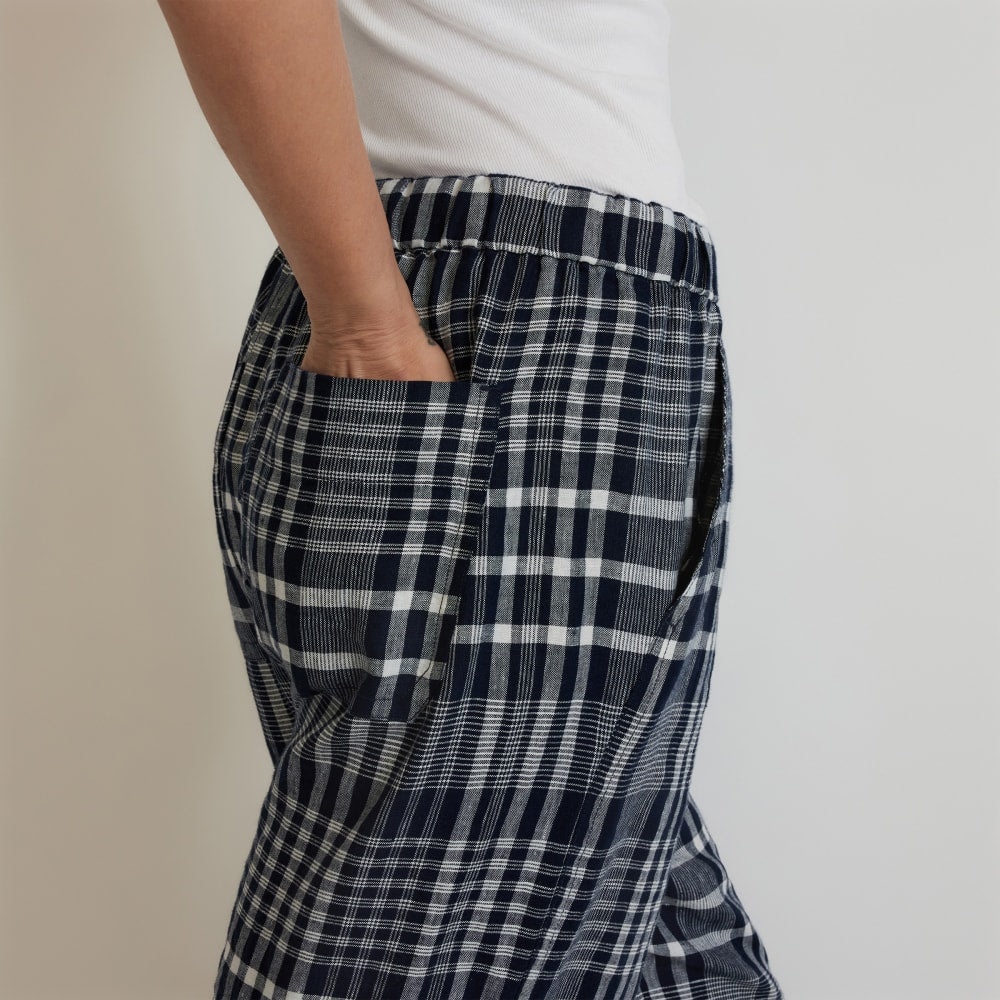 The Linen Pull-On Barrel Pant | Canvas Tan / Navy - Image 4