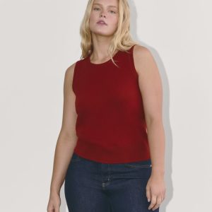 The Classic Tank in Cashmere | Berry Red