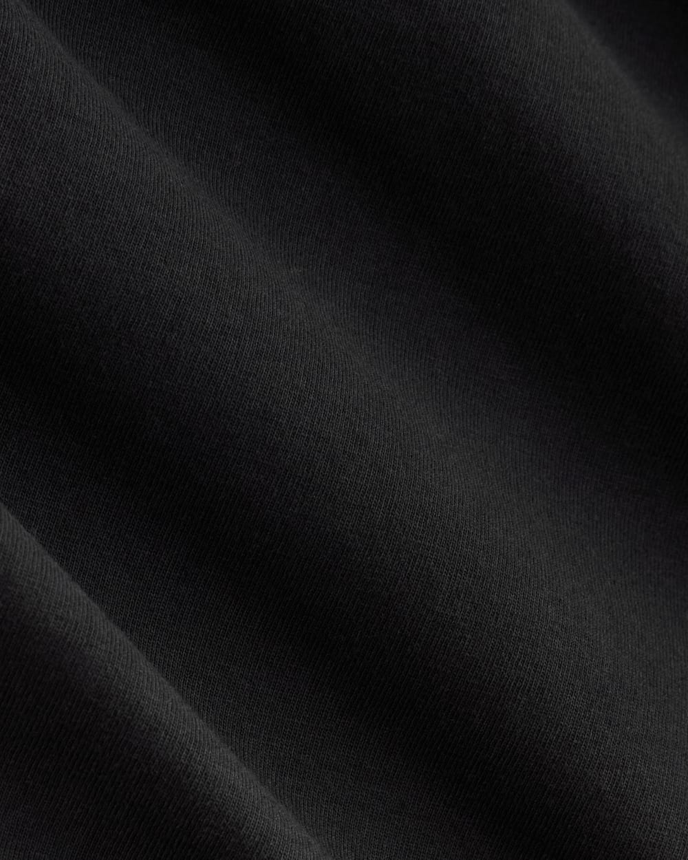 The Slim V-Neck Tee in Essential Cotton | Black - Image 5