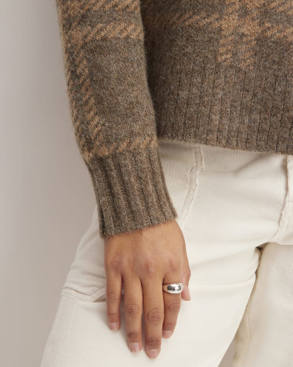 The Alpaca Cropped Crewneck Sweater | Cocoa / Tiger's Eye - Image 5