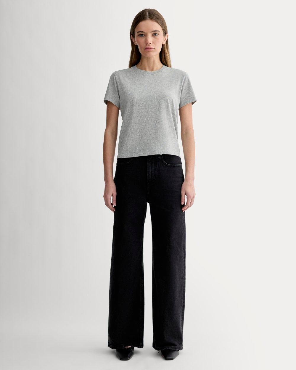 The Box-Cut Tee in Essential Cotton | Heathered Grey | No Pocket - Image 3