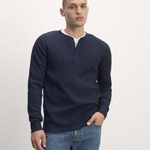 The Waffle Long-Sleeve Henley | Navy