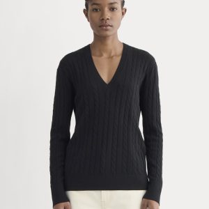 The Cable V-Neck in Cotton Cashmere | Black
