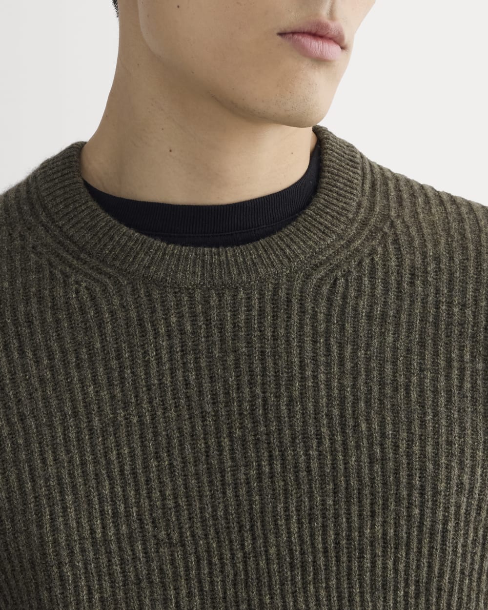 The Fisherman Crew in Wool Cashmere | Heathered Army Green - Image 4