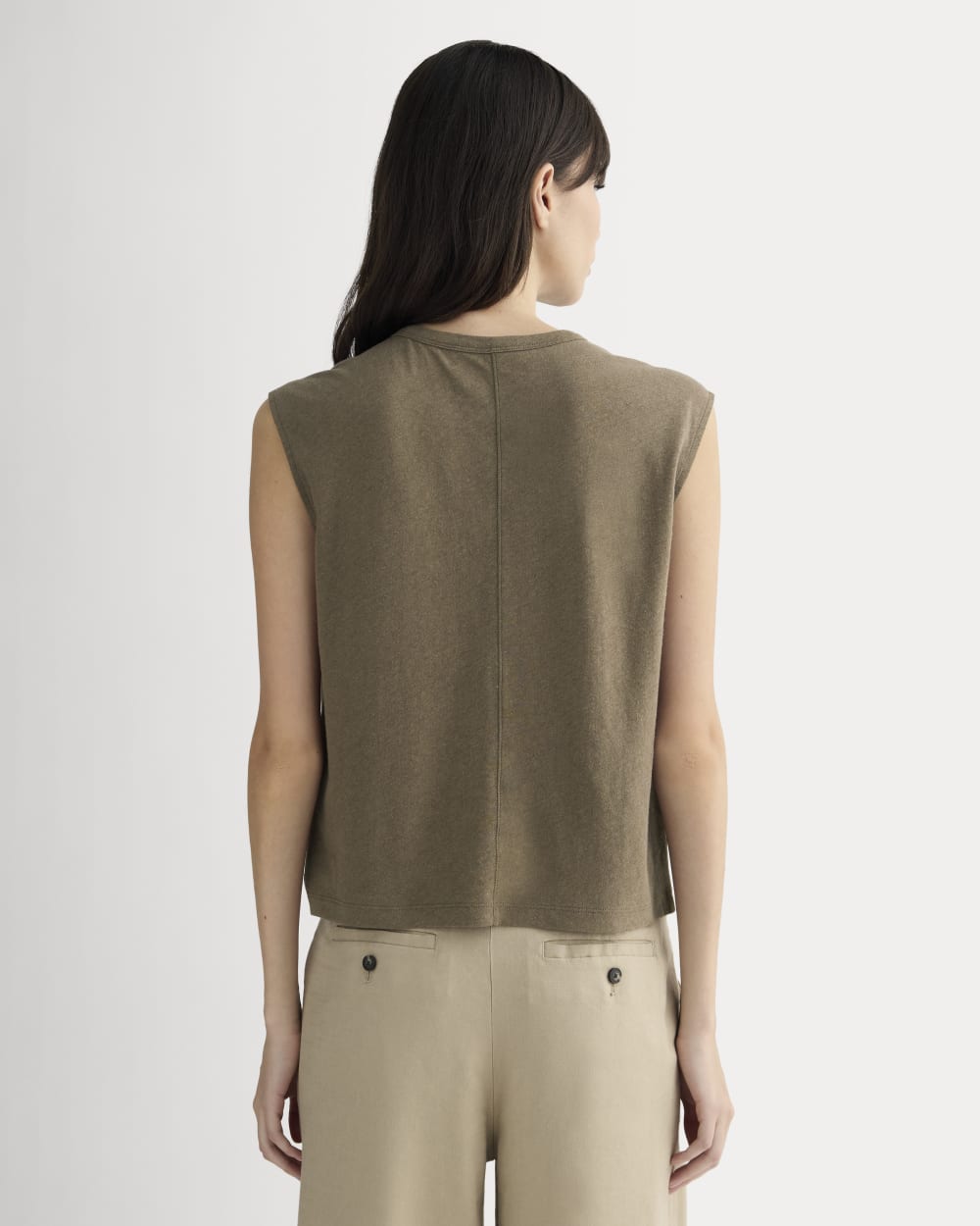 The Muscle Tee in Cotton Linen | Deep Taupe - Image 4
