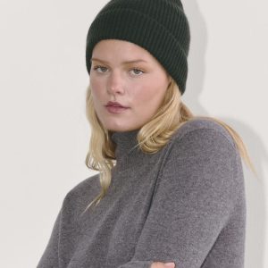 The Cashmere Ribbed Beanie | Scarab