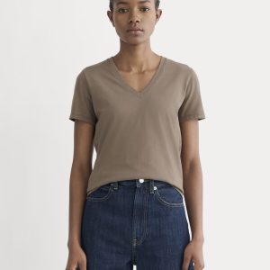 The Slim V-Neck Tee in Essential Cotton | Clay