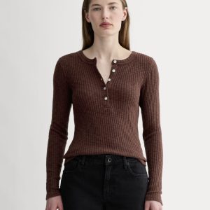 The Cozy Rib Henley | Dark Mahogany